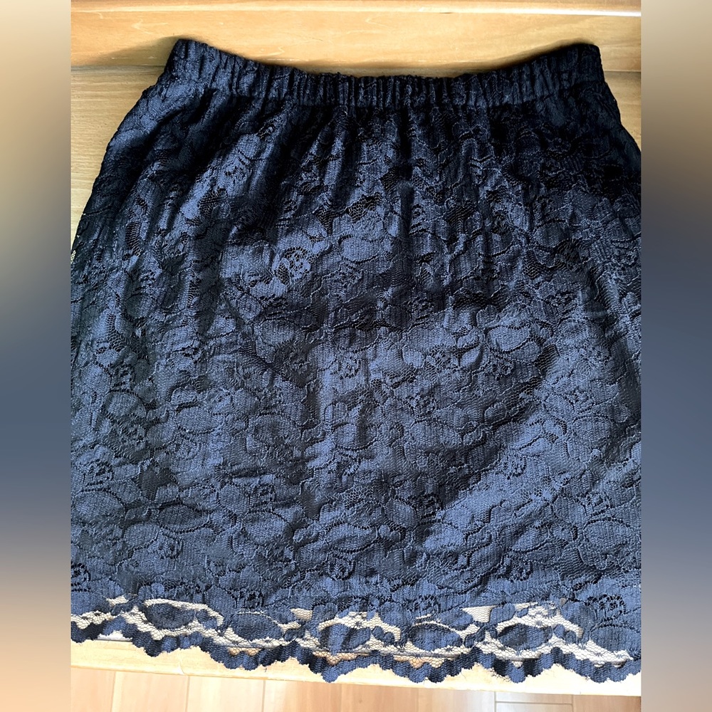 Xhilaration Black Lace Pencil Mini Skirt, Lined, Size Medium, Elastic Waist